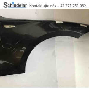 BMW 1 E87 blatník pravý