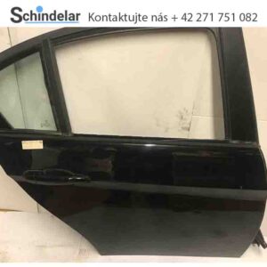 BMW 3 E90 dveře zadní pravé, včetně lišt a kliky