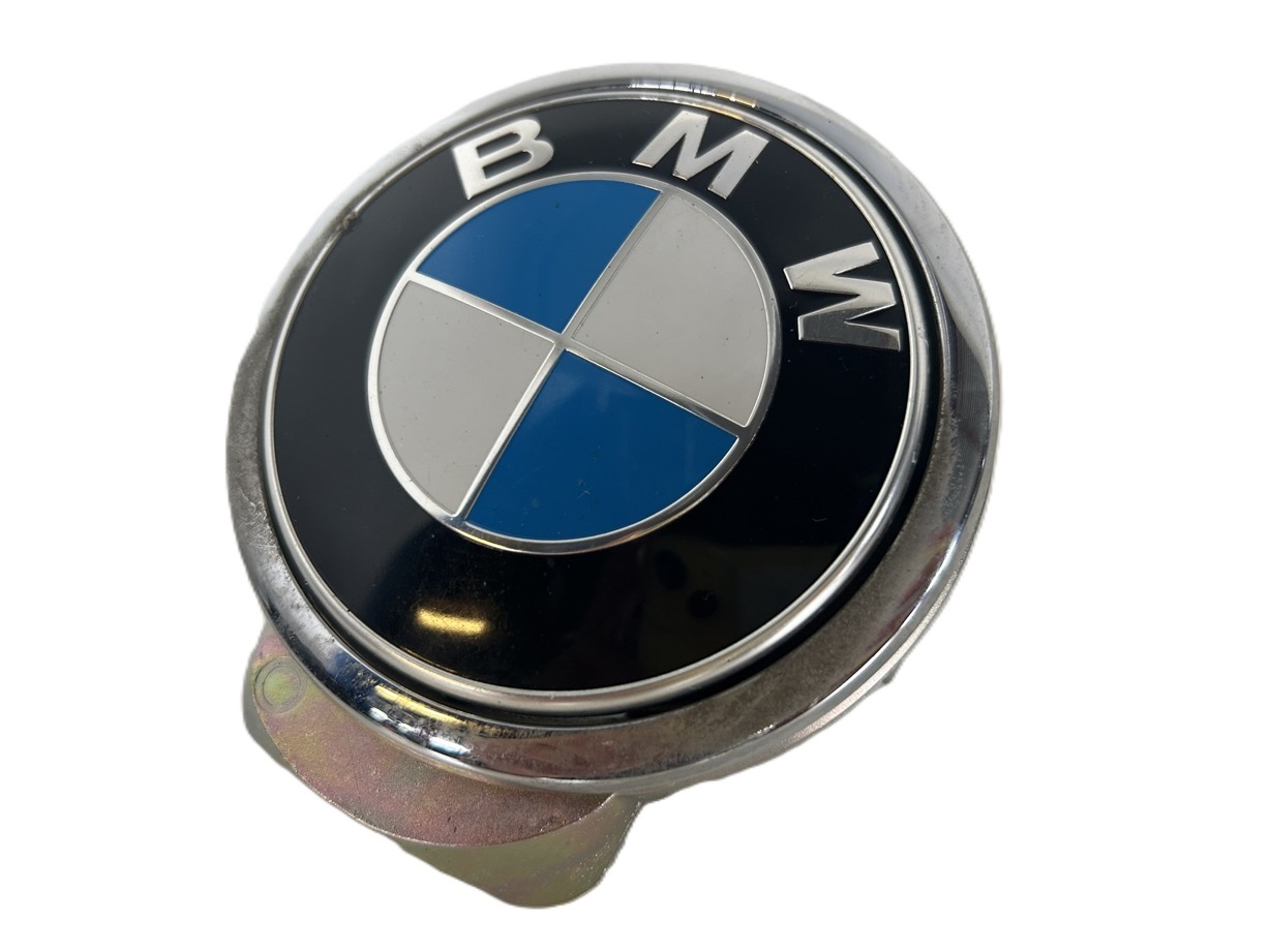 Originál BMW 6 F06 Gran Coupé LCI Ovládání otvírání kufru emblémem s držákem 7273659 - Obrázek 3