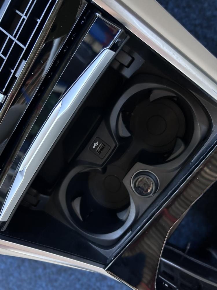 Originál BMW 4 G22 Coupé Sada Sport el. sedaček a interiérového obložení TOP stav! - Obrázek 24
