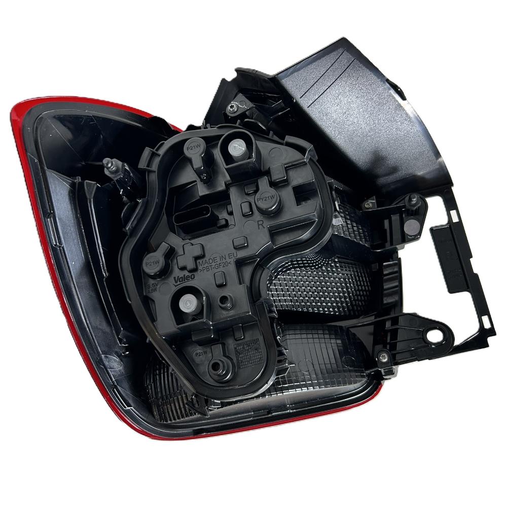 Originál BMW 1 F20/F21 Pravé zadní světlo 2225430 nové! - Obrázek 2