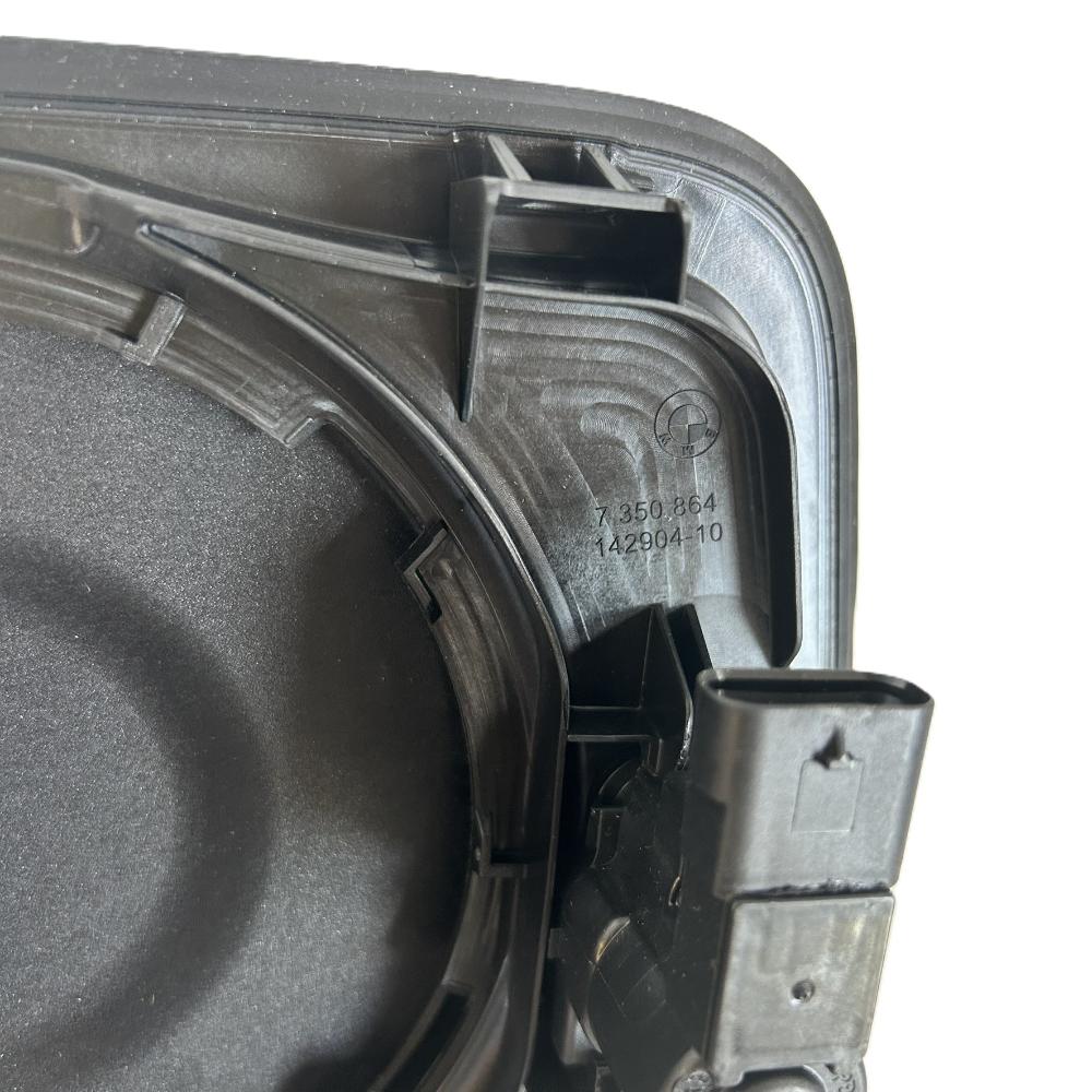 Originál BMW 2 F45 Krytka pro nabíjecí port 7350864 nová! - Obrázek 4