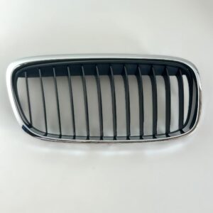 Originál BMW 5 F45 Dekorativní mřížka, ledvinka přední pravá 7300544 nová!
